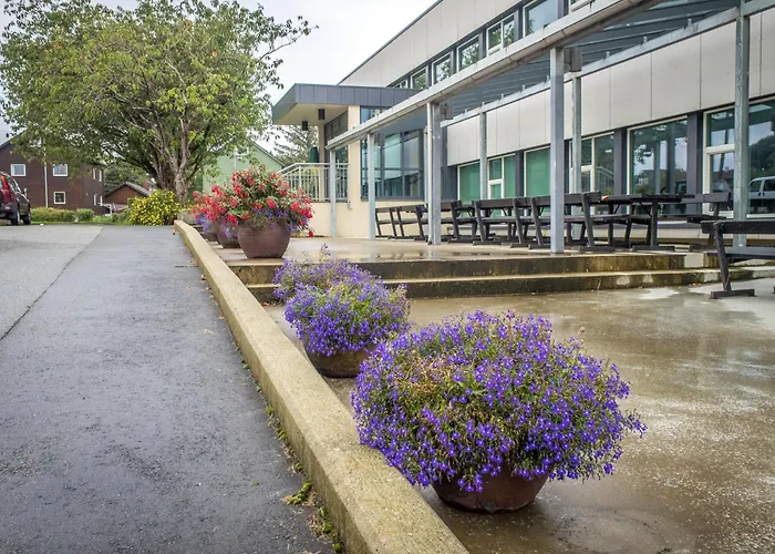 Solborg Folkehogskole * Stavanger